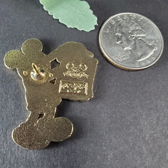 Disney Trading Pin Parks Gold Present Mickey Mouse Lapel Pin - Picture 3 of 3